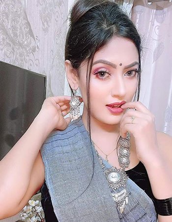 Akbarpur call girl